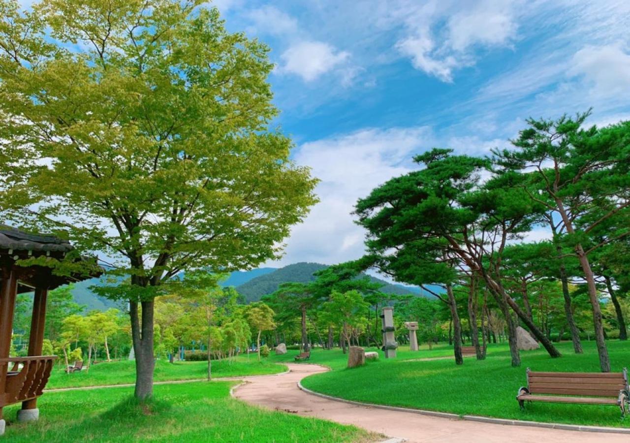 Namhae Sports Park Hotel Eksteriør billede
