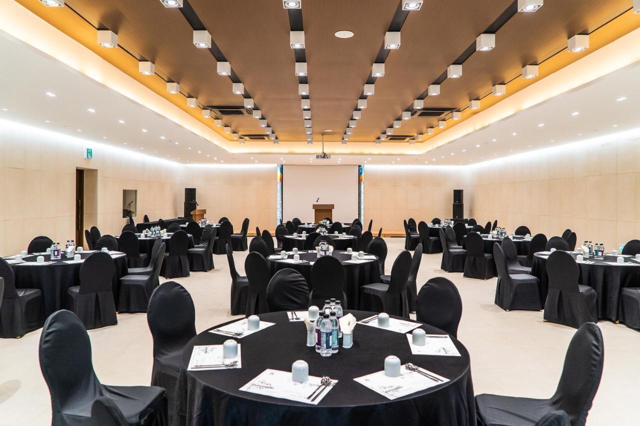 Namhae Sports Park Hotel Eksteriør billede