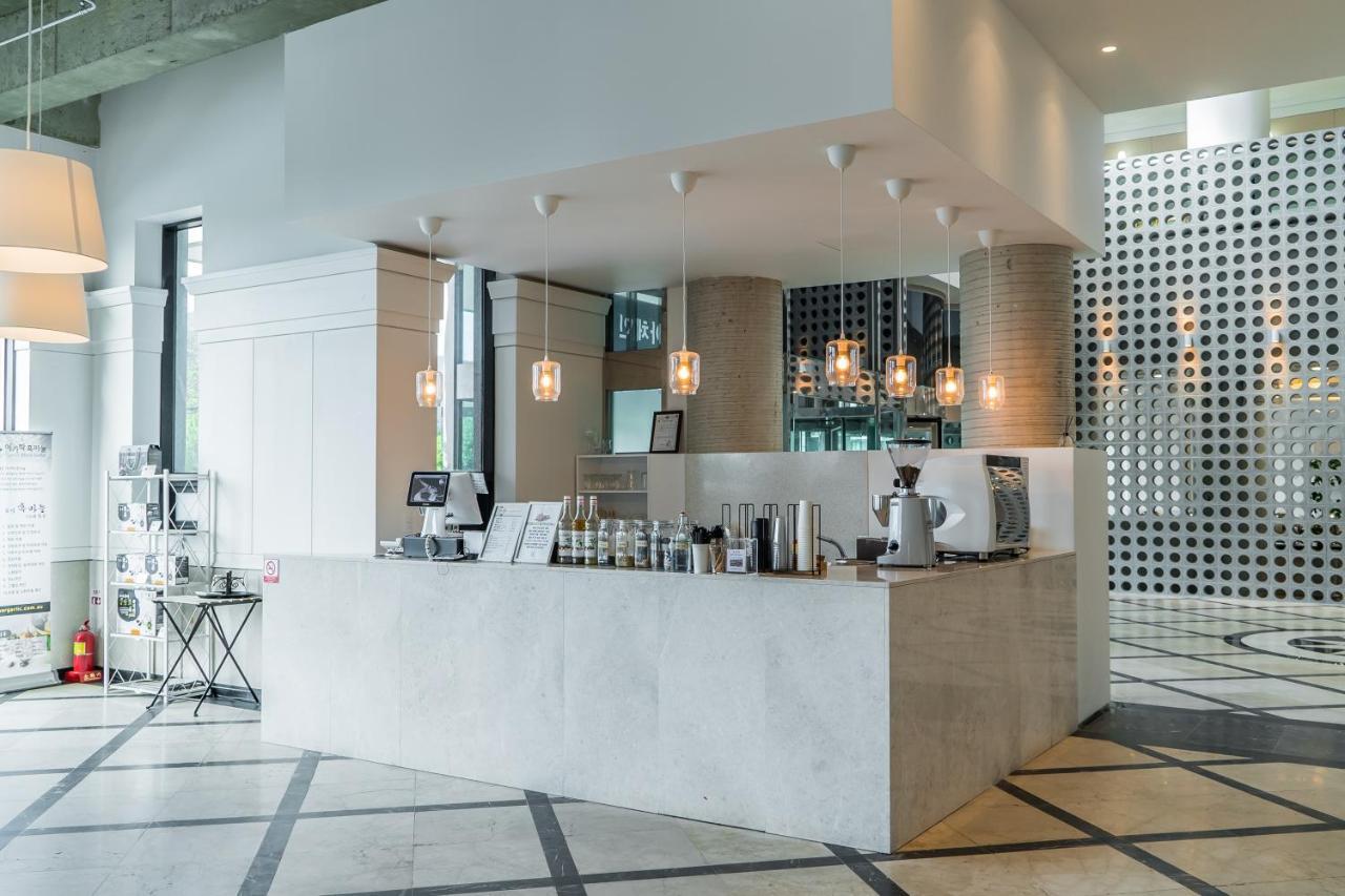 Namhae Sports Park Hotel Eksteriør billede